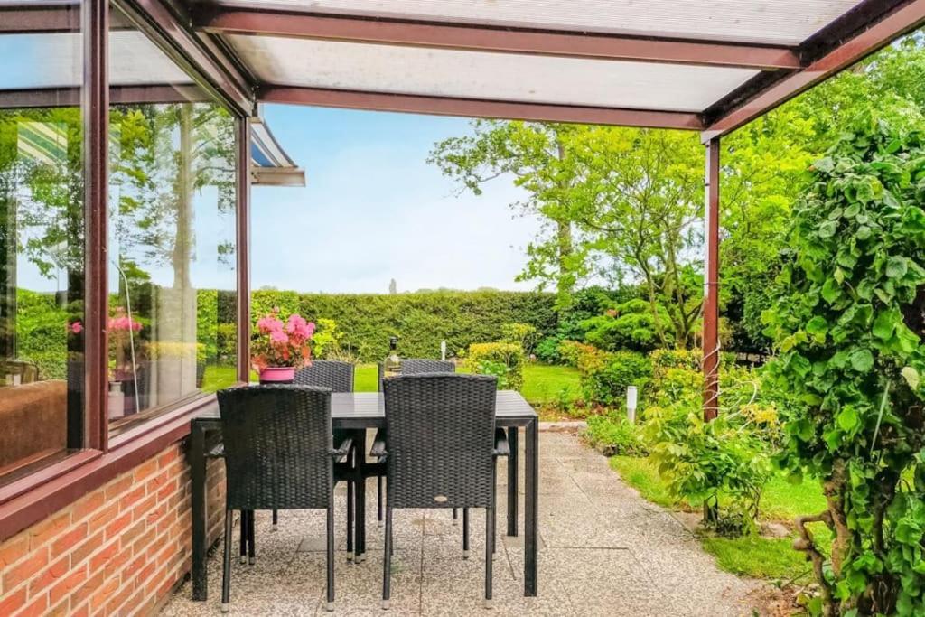 Villa Zeeuwse Rust Stavenisse Extérieur photo